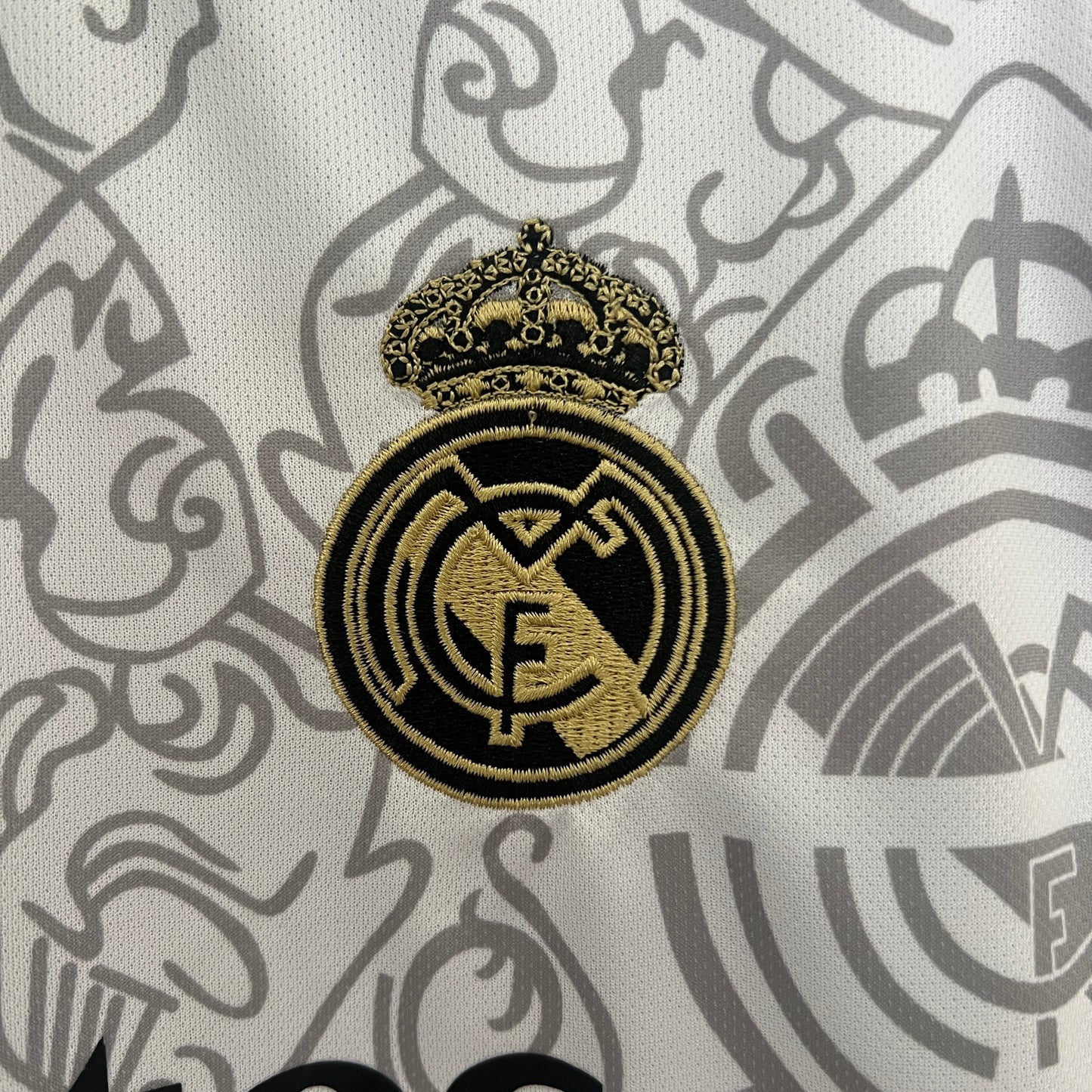 Real Madrid 2024 Edición Especial (Fan Version)