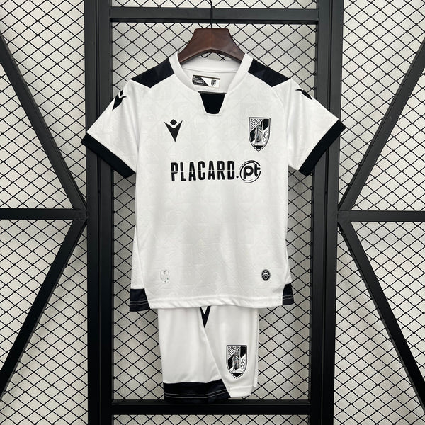 Vitoria Guimaraes 25-26 Local (Niño)