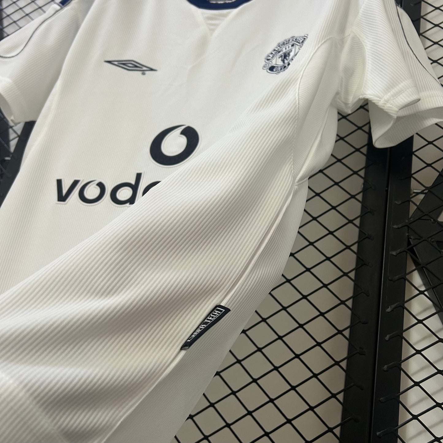 Retro Manchester United 00-01 Visitante