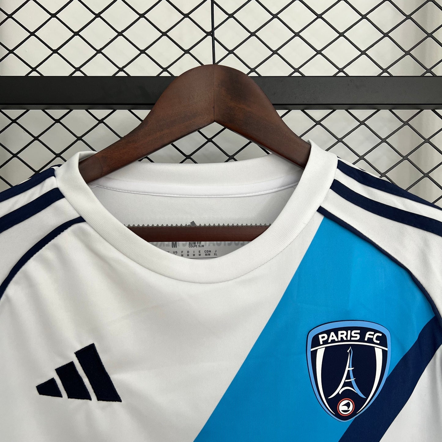 Paris 25-26 Visitante (Fan Version)