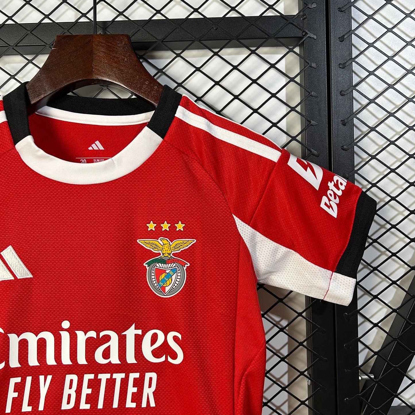 Benfica 25-26 Local (Niño)