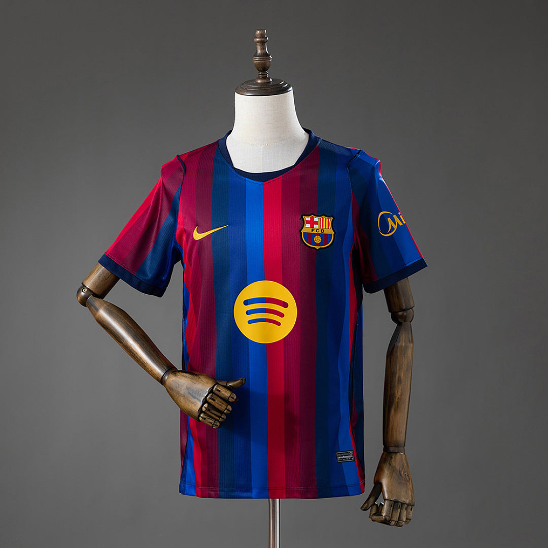 Barcelona 26-27 Local (Fan Version)