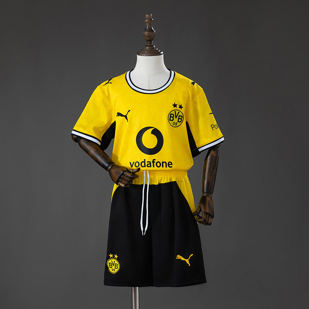 Borussia Dortmund 26-27 Local (Niño)