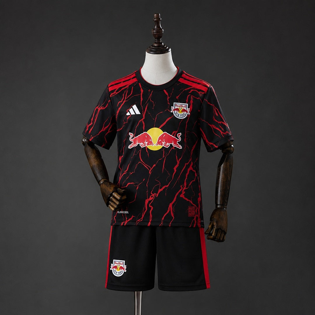 New York Red Bulls 26-27 Local (Niño)