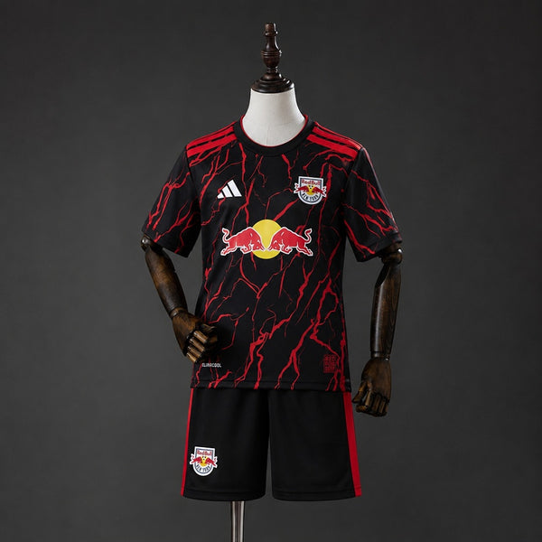 New York Red Bulls 26-27 Local (Niño)