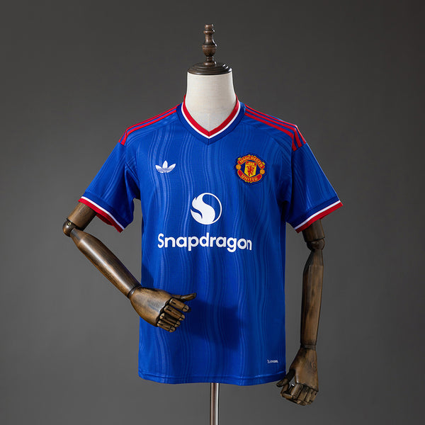 Manchester United 26-27 Visitante (Fan Version)