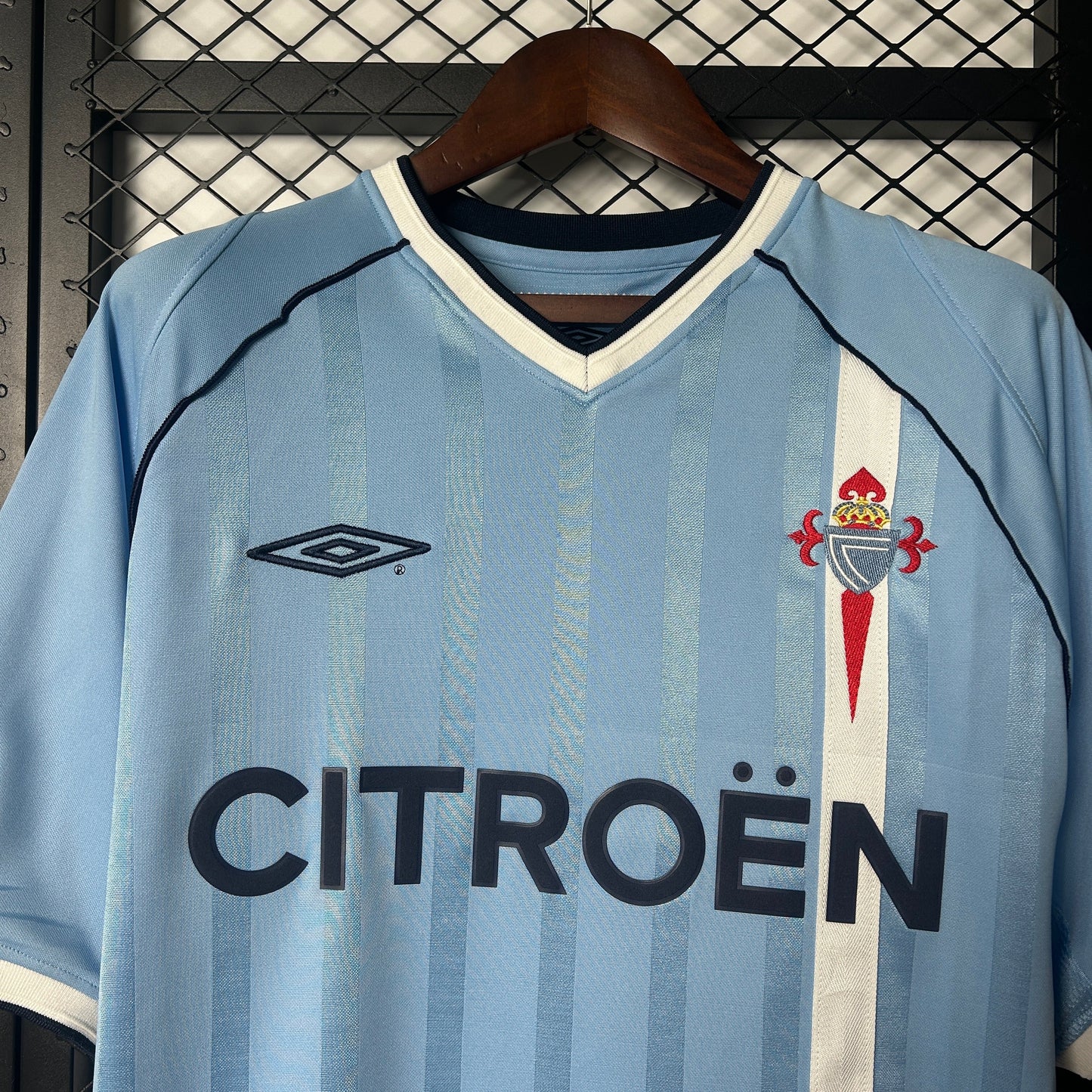 Retro Celta 01-02 Local