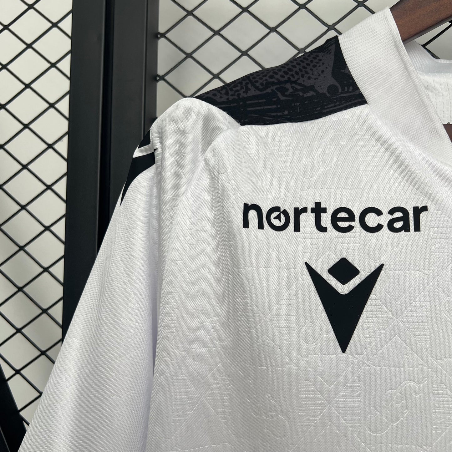 Vitoria Guimaraes 25-26 Local (Fan Version)