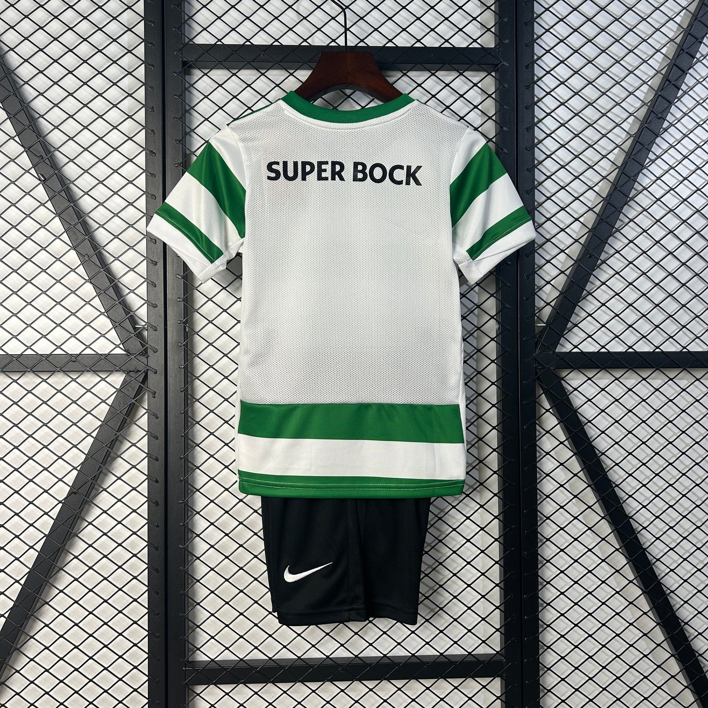Sporting Lisboa 25-26 Local (Niño)