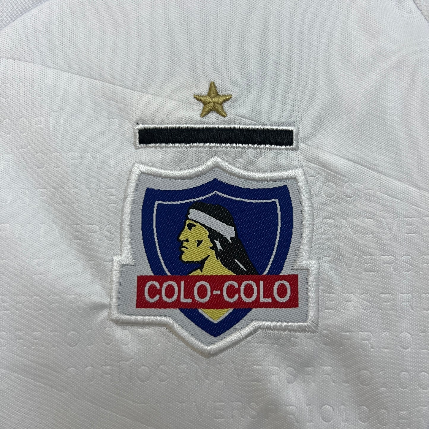 Colo‑Colo 2025 Local (Niño)