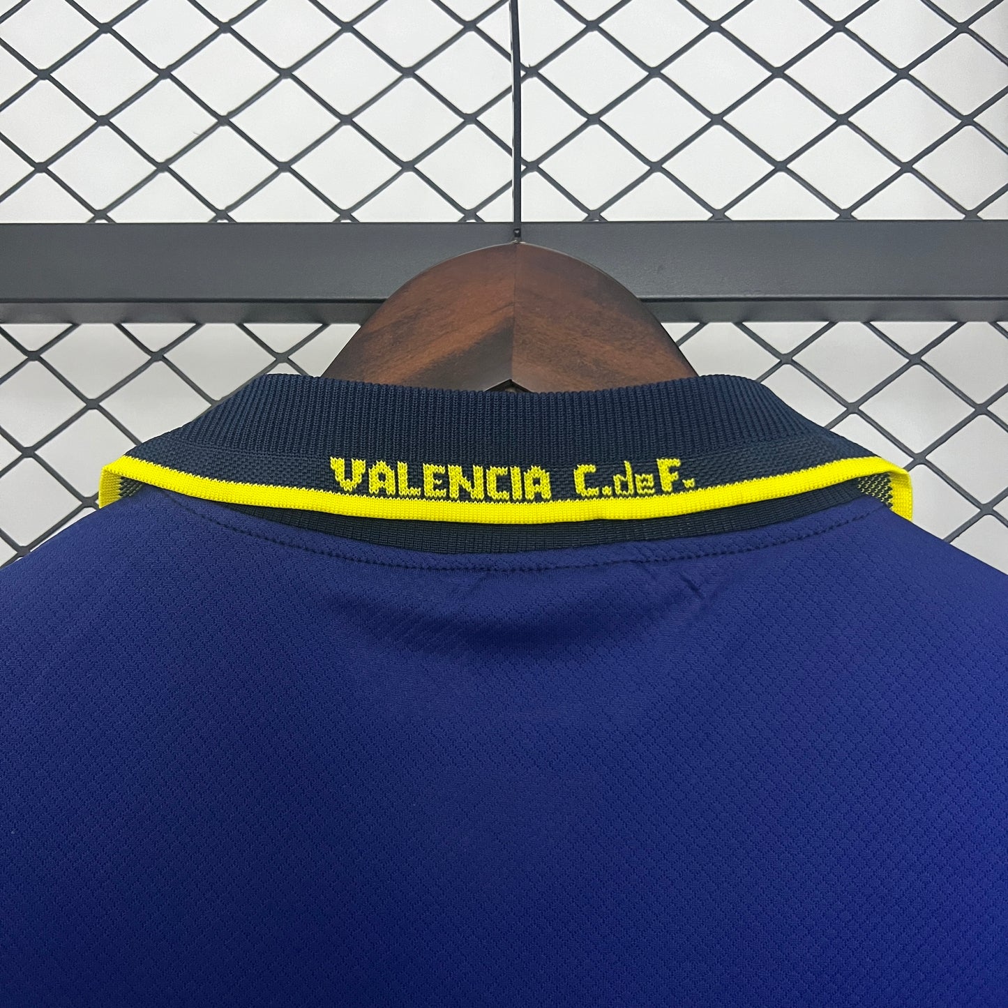 Retro Valencia 96-97 Visitante