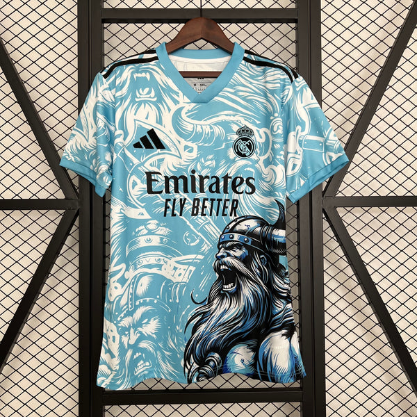 Real Madrid 2025 Edición Especial (Fan Version)