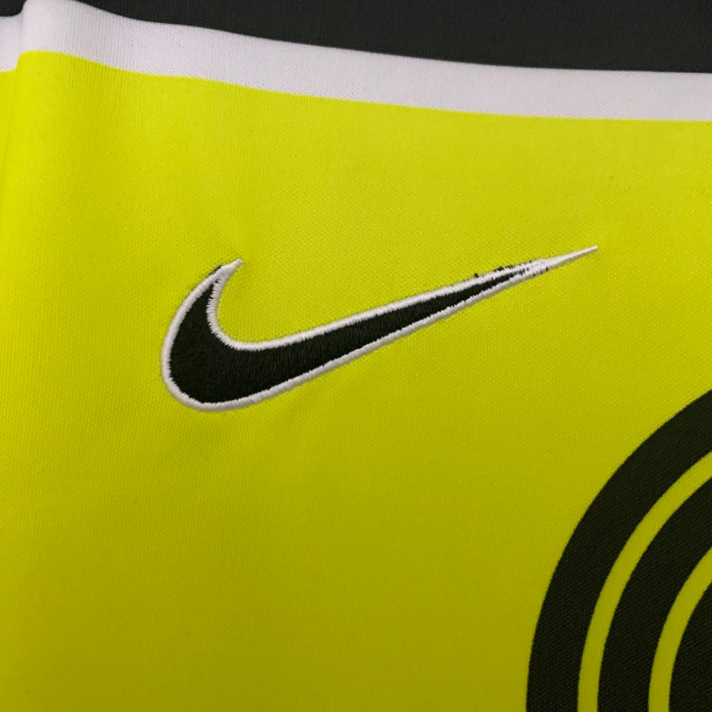 Retro Borussia Dortmund 96-97 Local