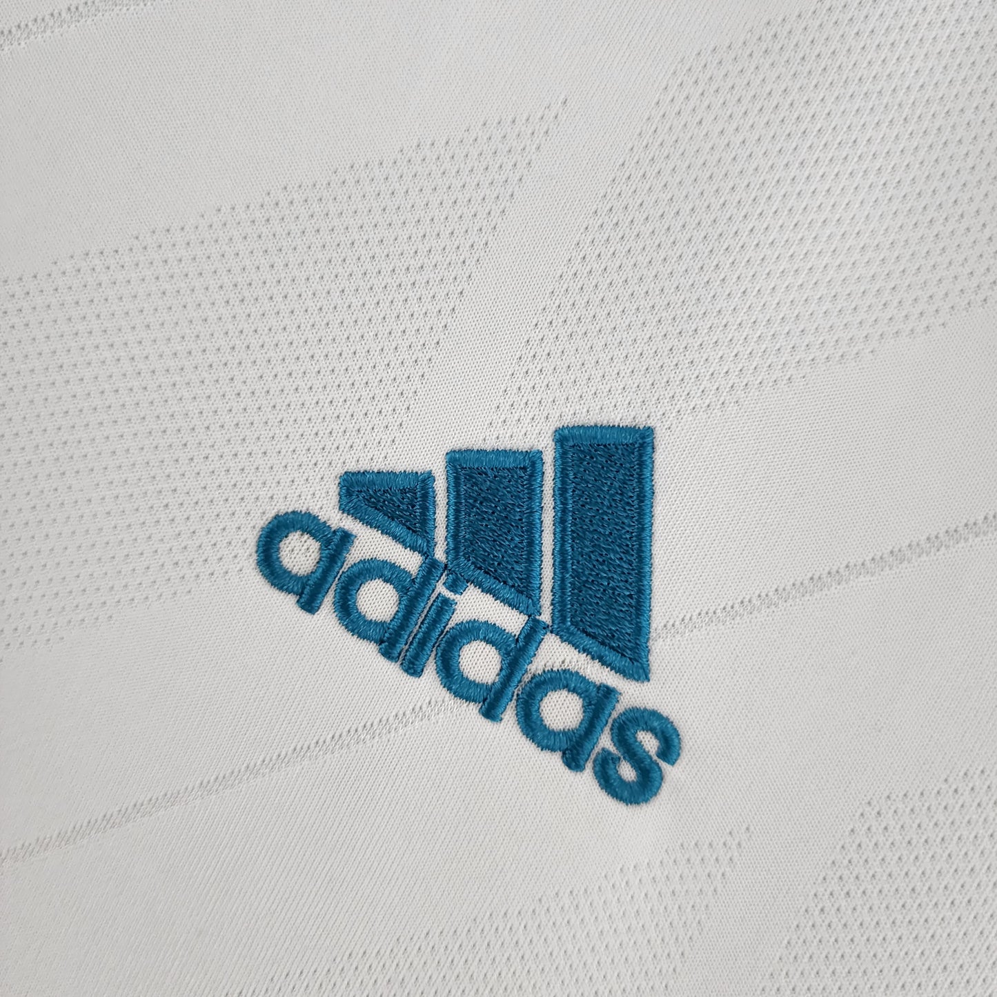 Retro Real Madrid 17-18 Local