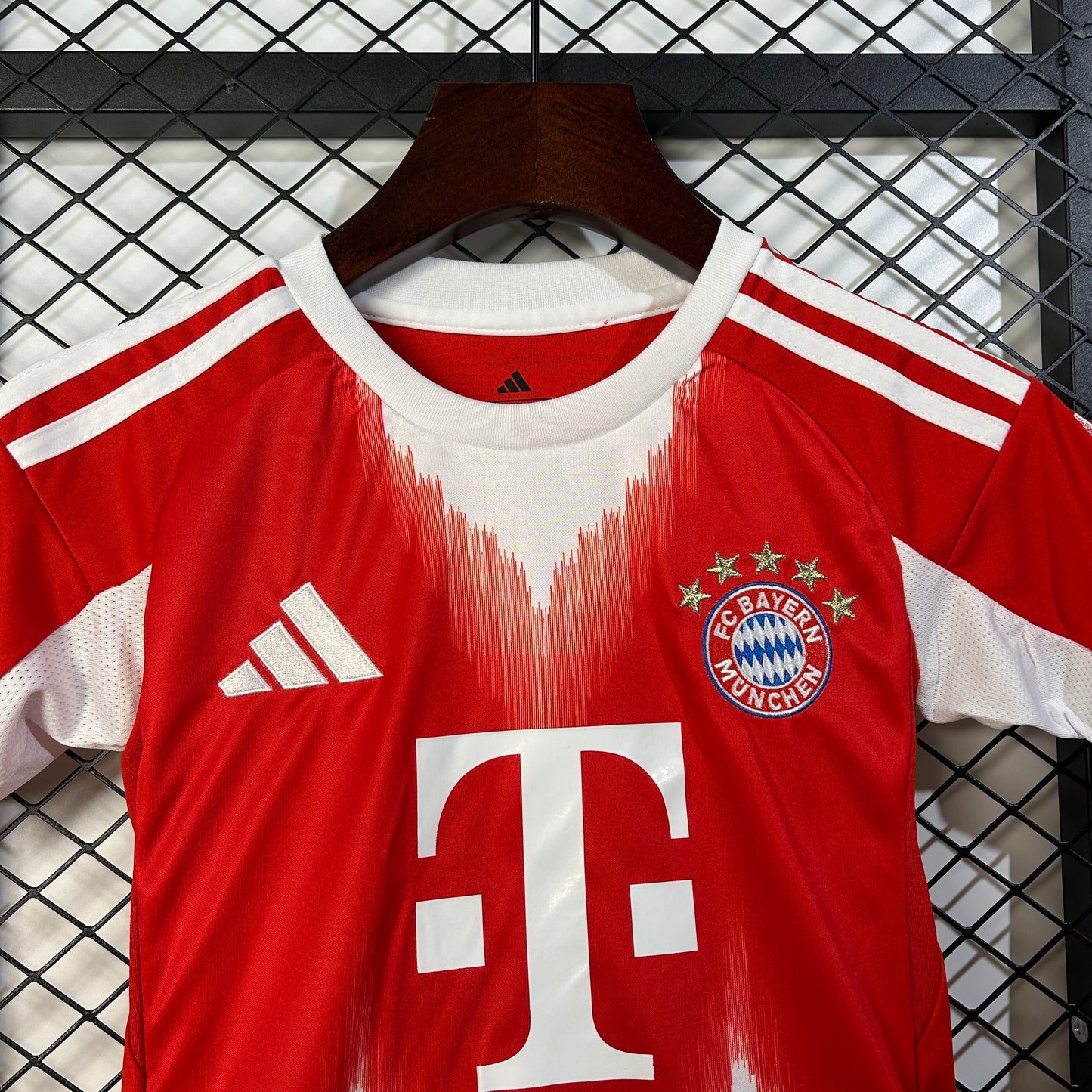 Bayern de Múnich 25-26 Local (Niño)