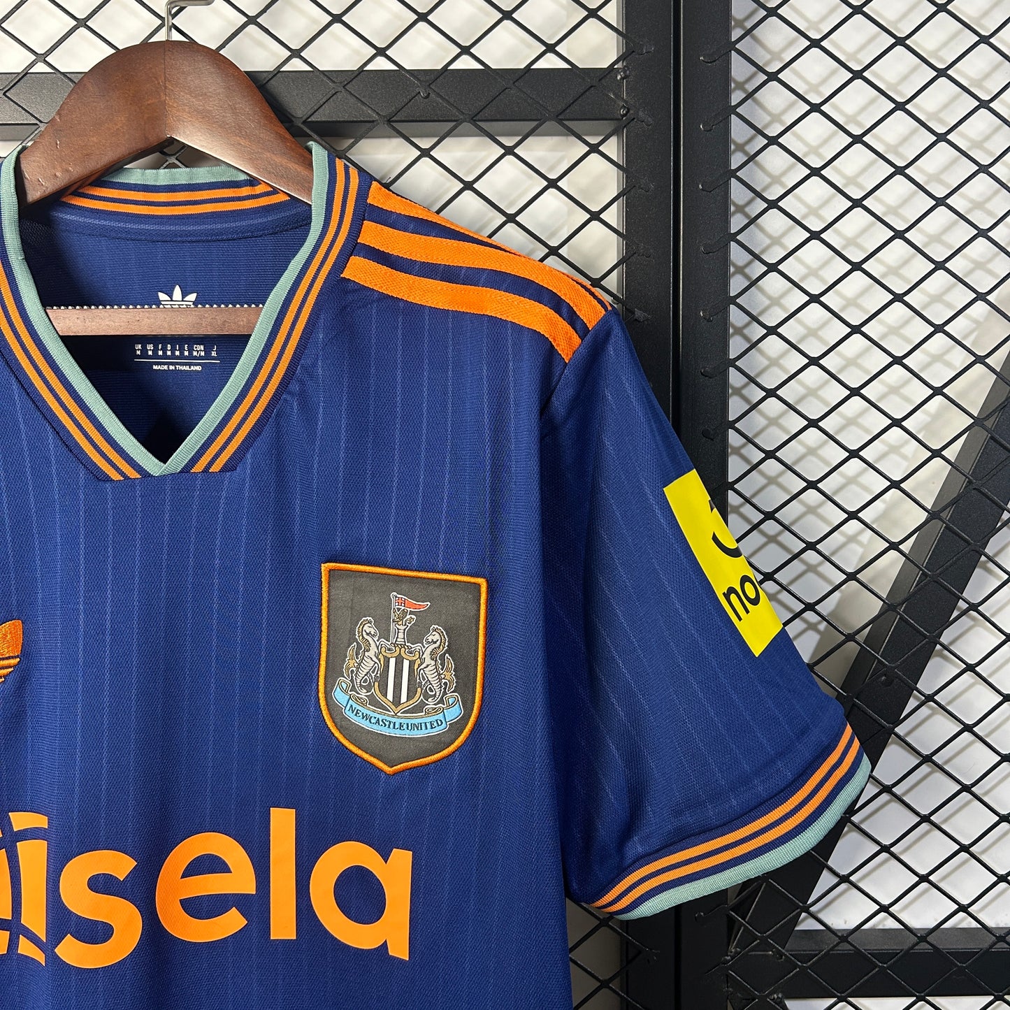 Newcastle 25-26 Tercera (Fan Version)