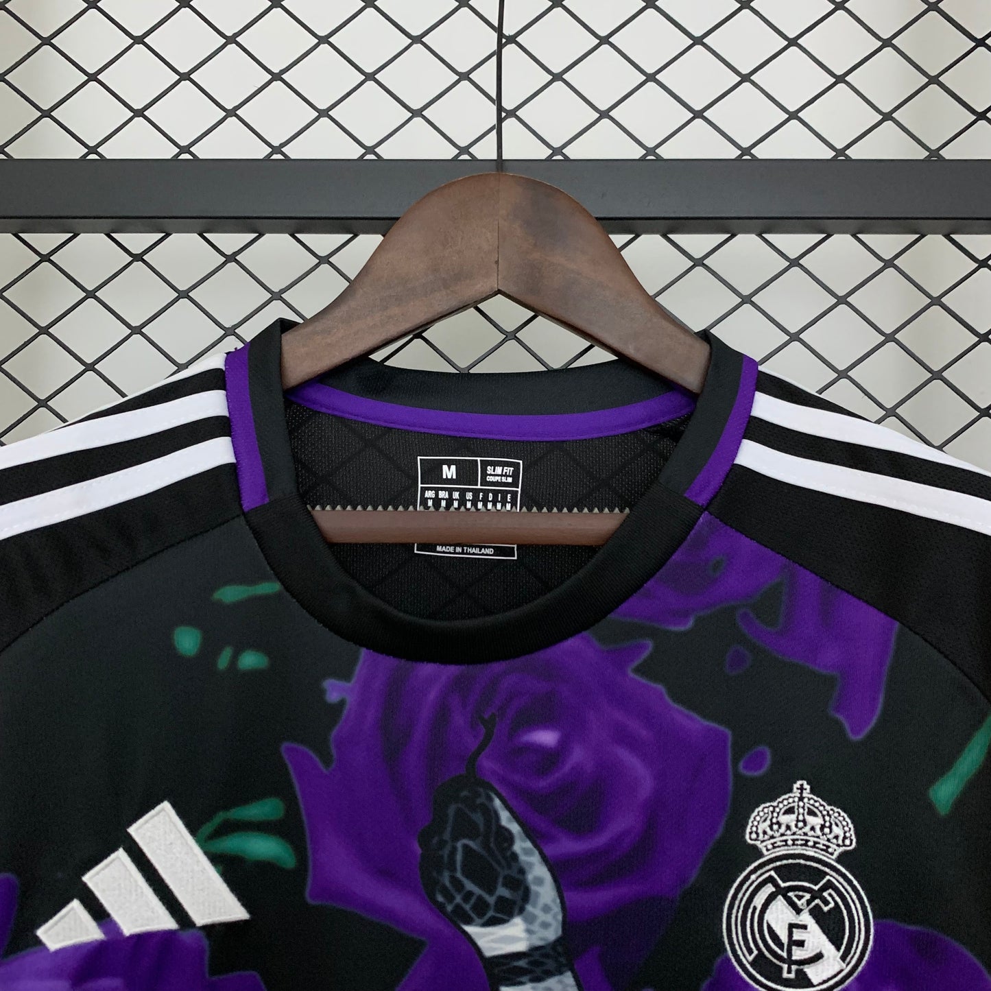 Real Madrid 2025 Edición Especial (Fan Version)