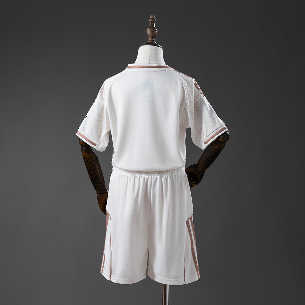 Nottingham Forest 25-26 Visitante (Niño)