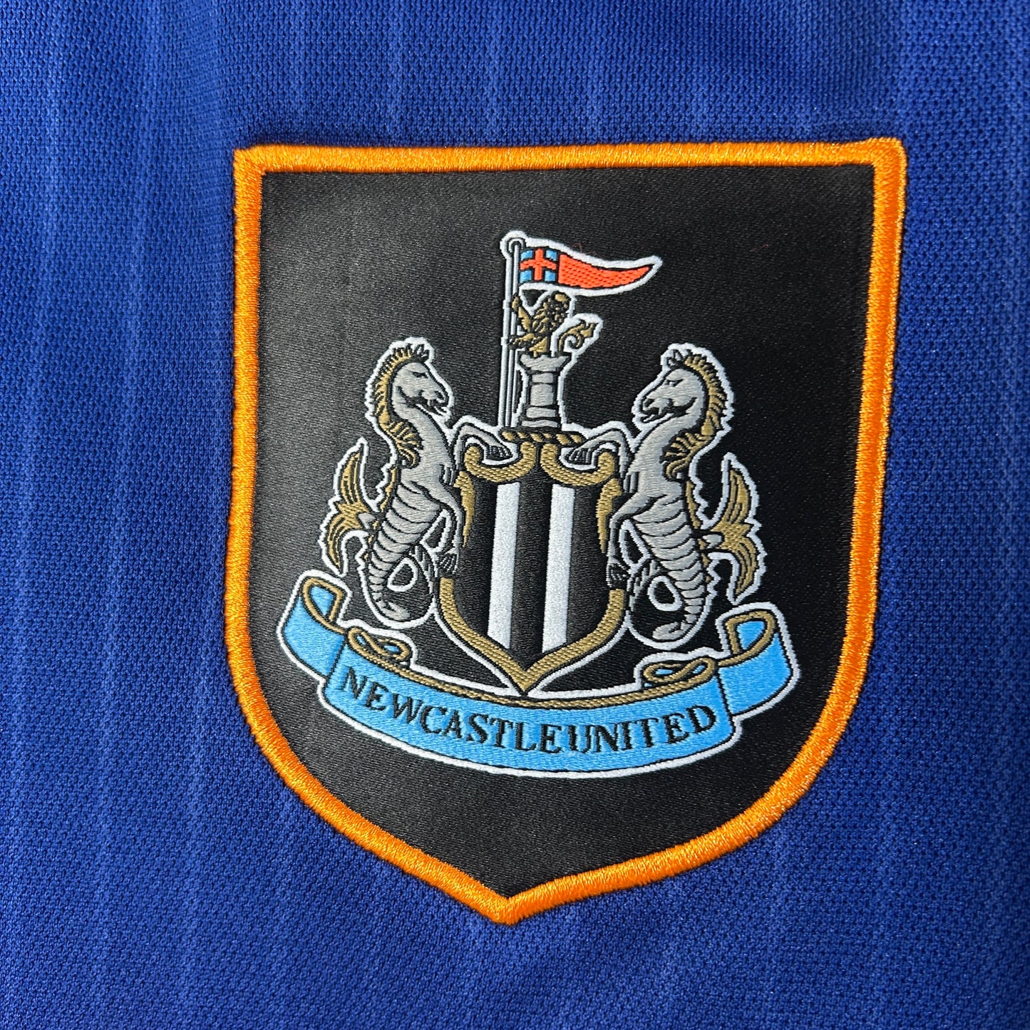 Newcastle 25-26 Tercera (Fan Version)