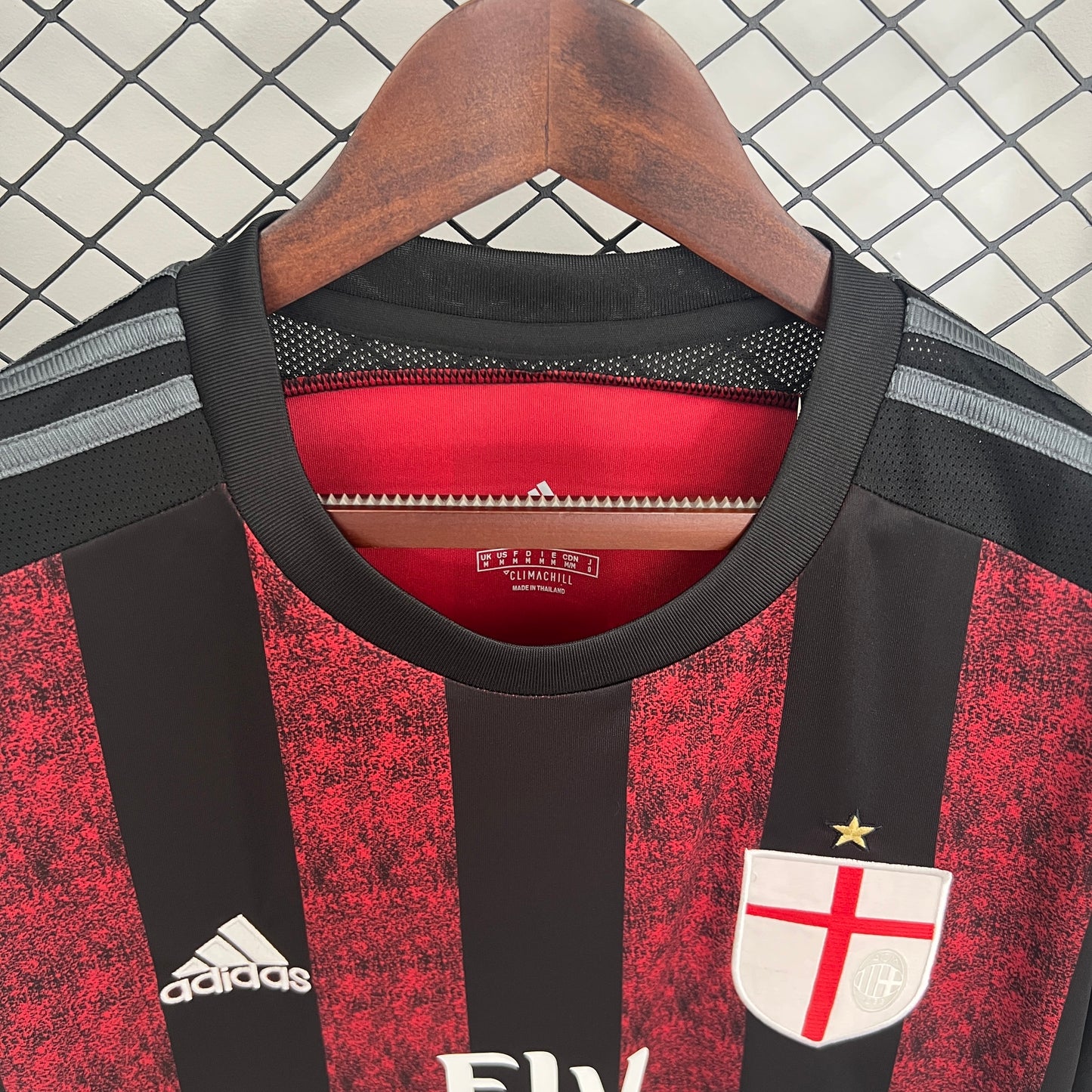 Retro Milan 15-16 Local