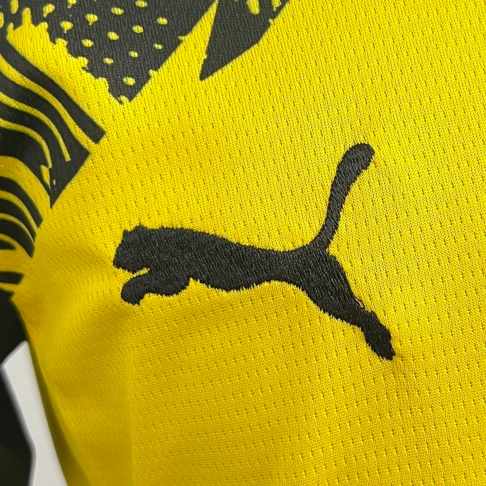 Borussia Dortmund 25-26 Local (Niño)