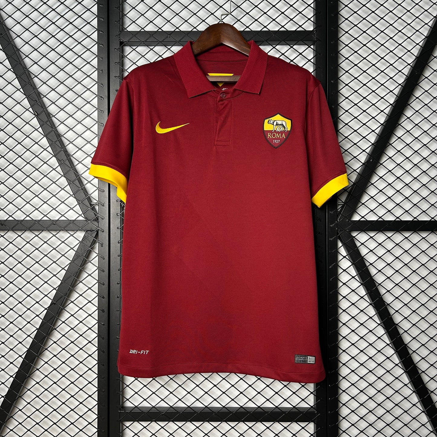 Retro Roma 14-15 Local