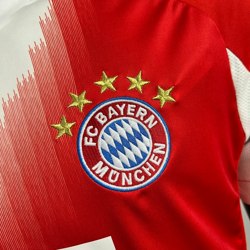 Bayern de Múnich 25-26 Local (Fan Version)