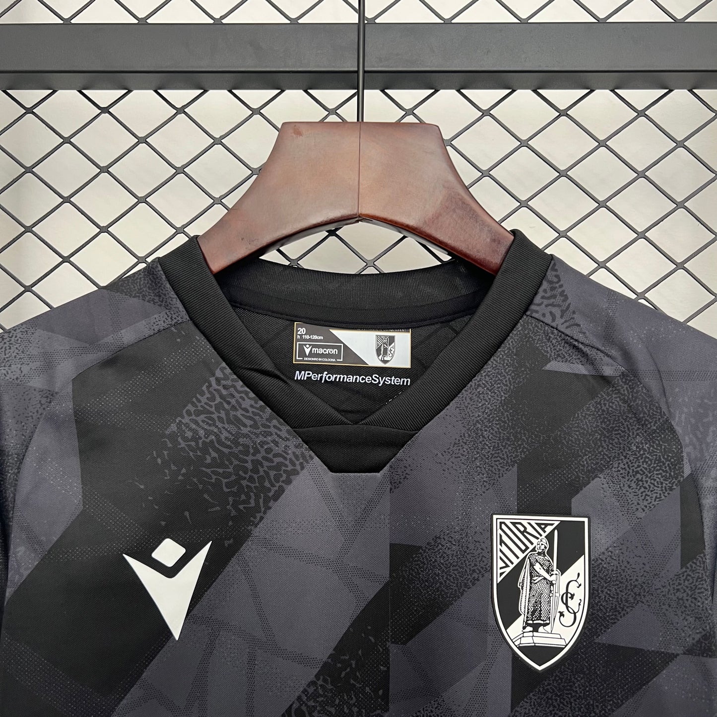 Vitoria Guimaraes 25-26 Visitante (Niño)