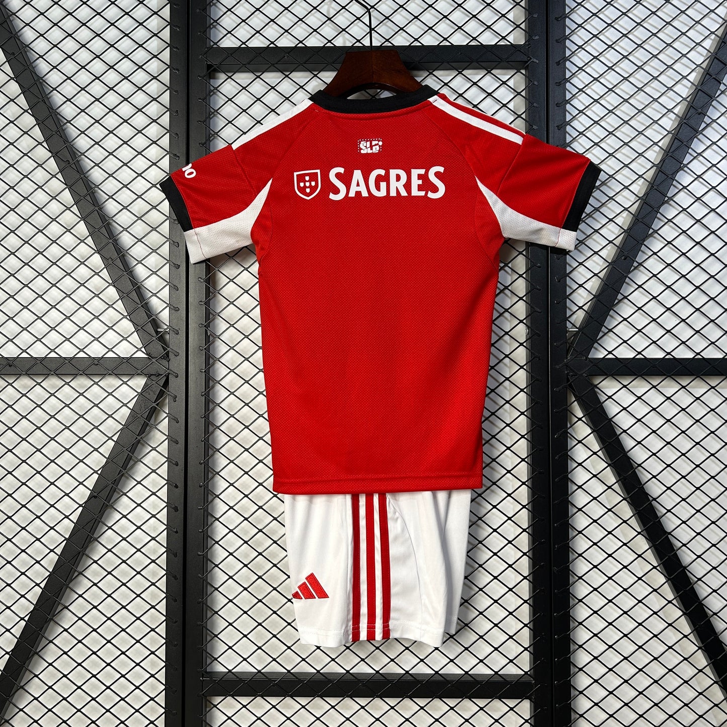 Benfica 25-26 Local (Niño)