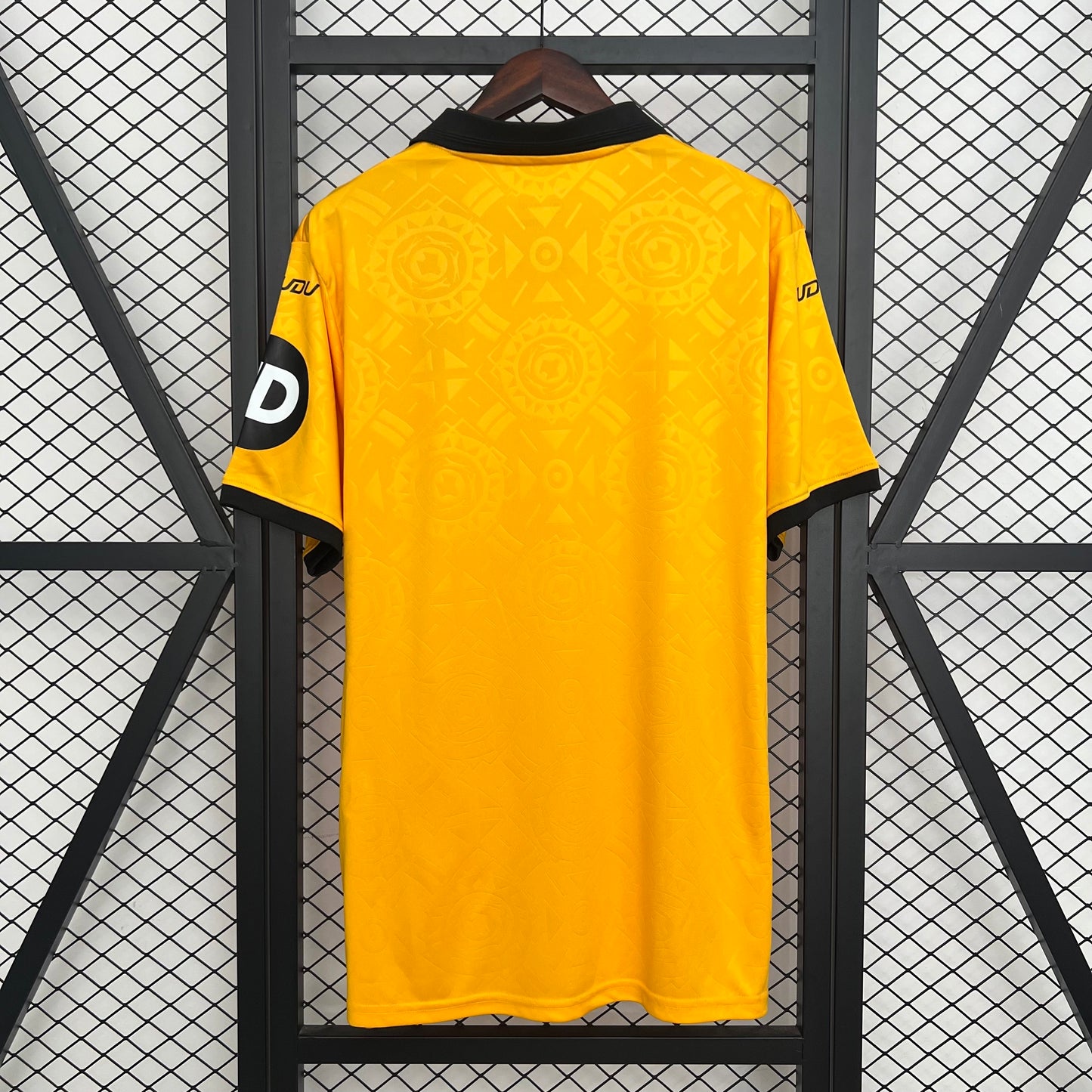 Wolves 25-26 Local (Fan Version)