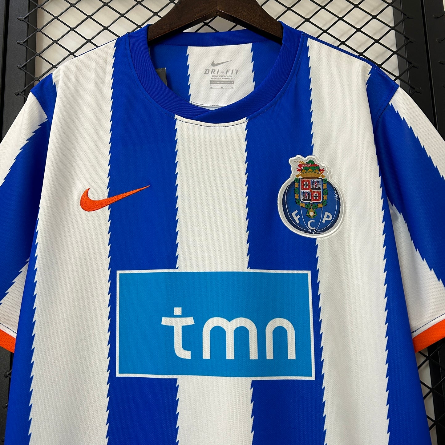 Retro Oporto 10-11 Local