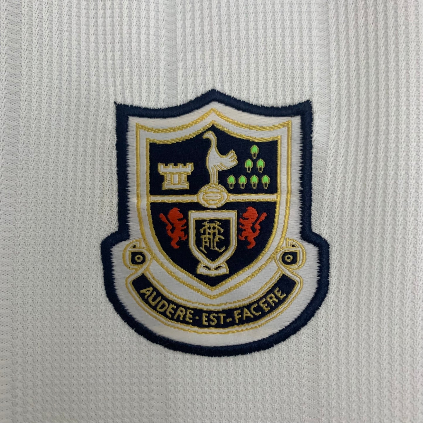 Retro Tottenham 97-98 Local