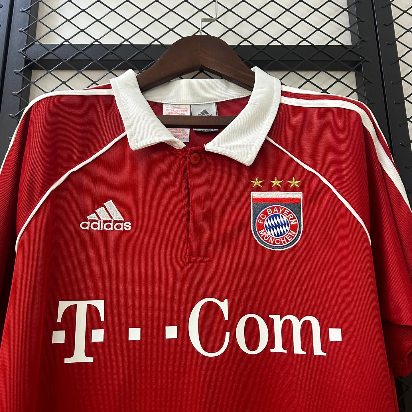 Retro Bayern Munich 05-06 Local