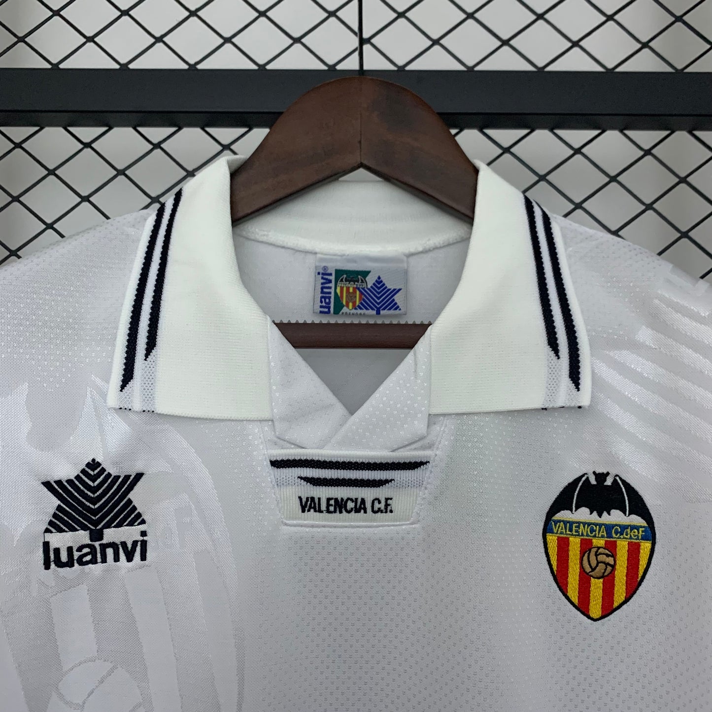 Retro Valencia 99-00 Local