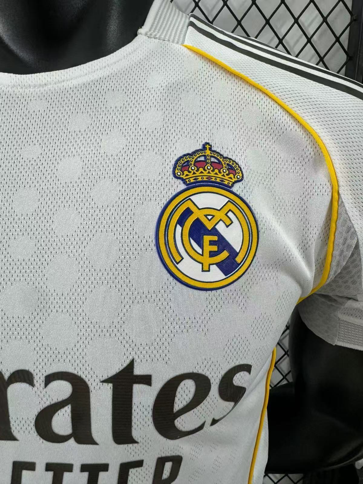 Real Madrid 25-26 Local (Player Version)