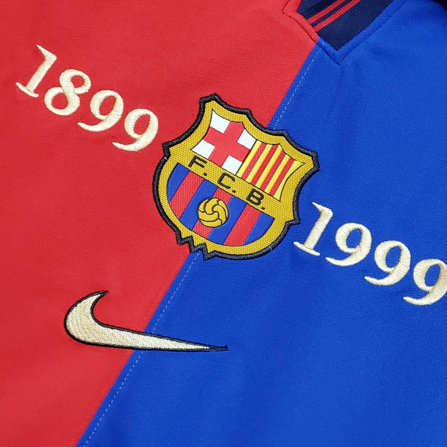Retro Barcelona 100 Aniversario Local