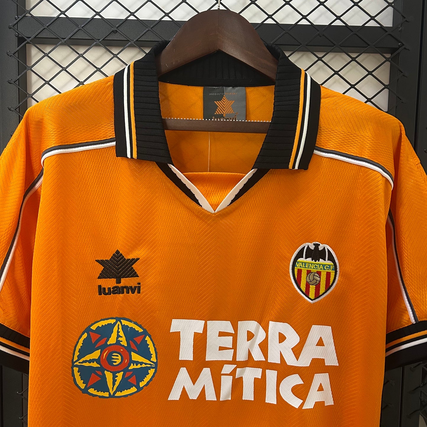 Retro Valencia 99-00 Visitante