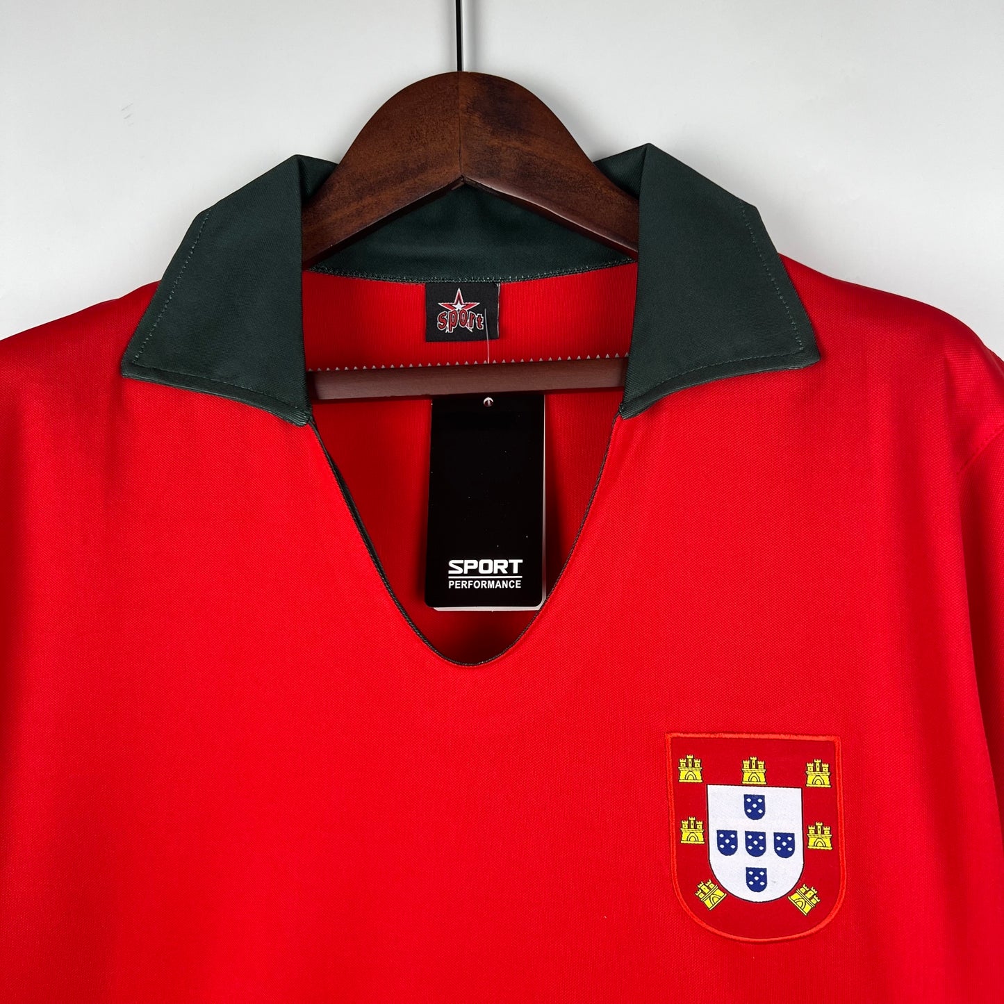 Retro Portugal 1972 Local