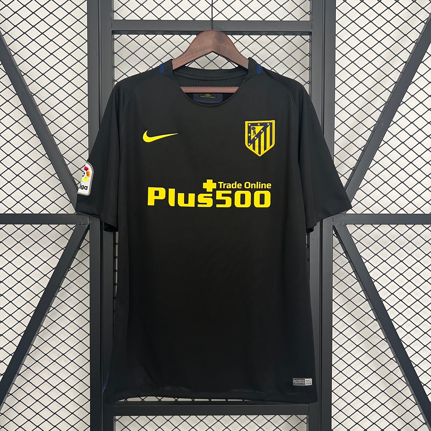 Retro Atlético Madrid 16-17 Visitante