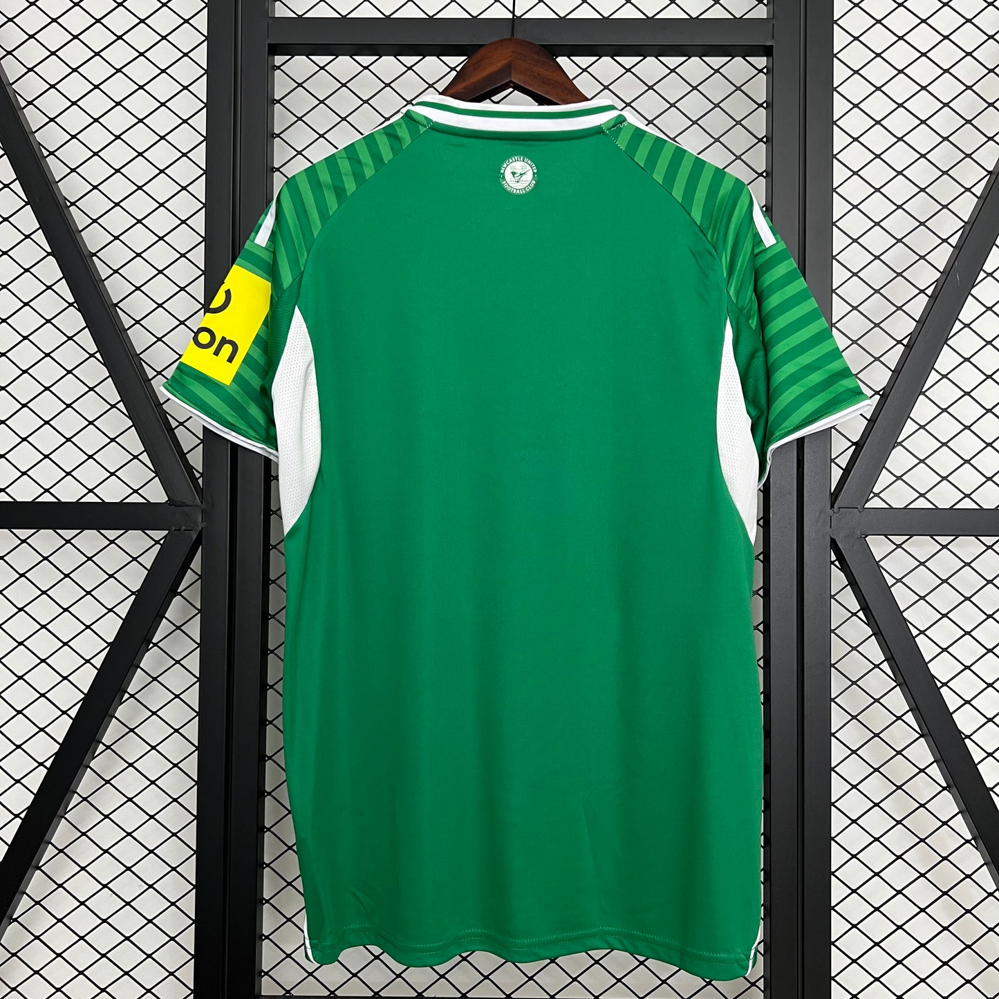 Newcastle 25-26 Visitante (Fan Version)