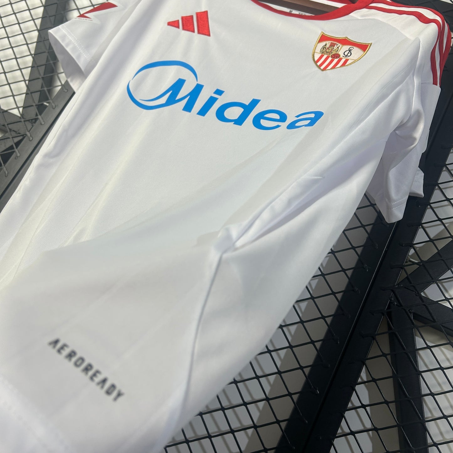 Sevilla 25-26 Local (Fan Version)