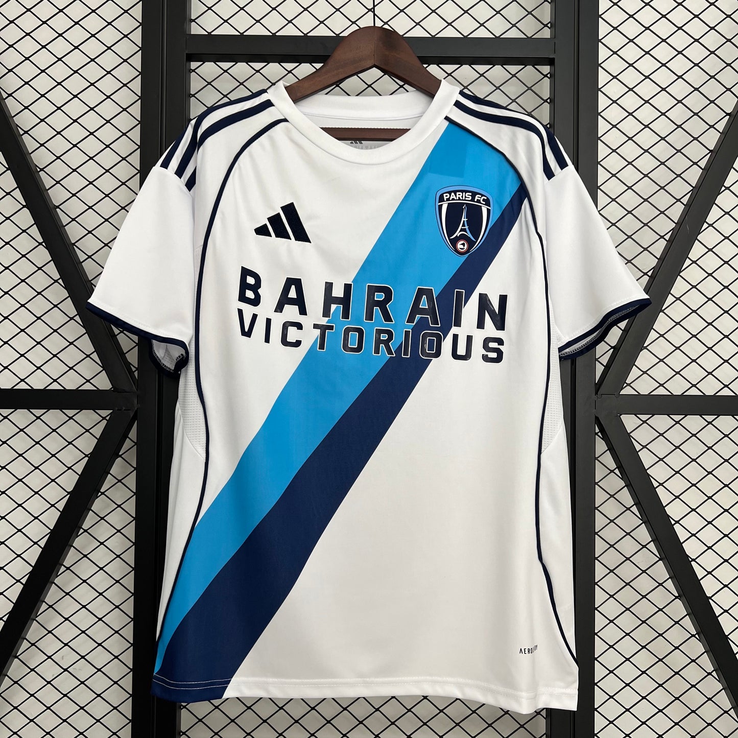 Paris 25-26 Visitante (Fan Version)
