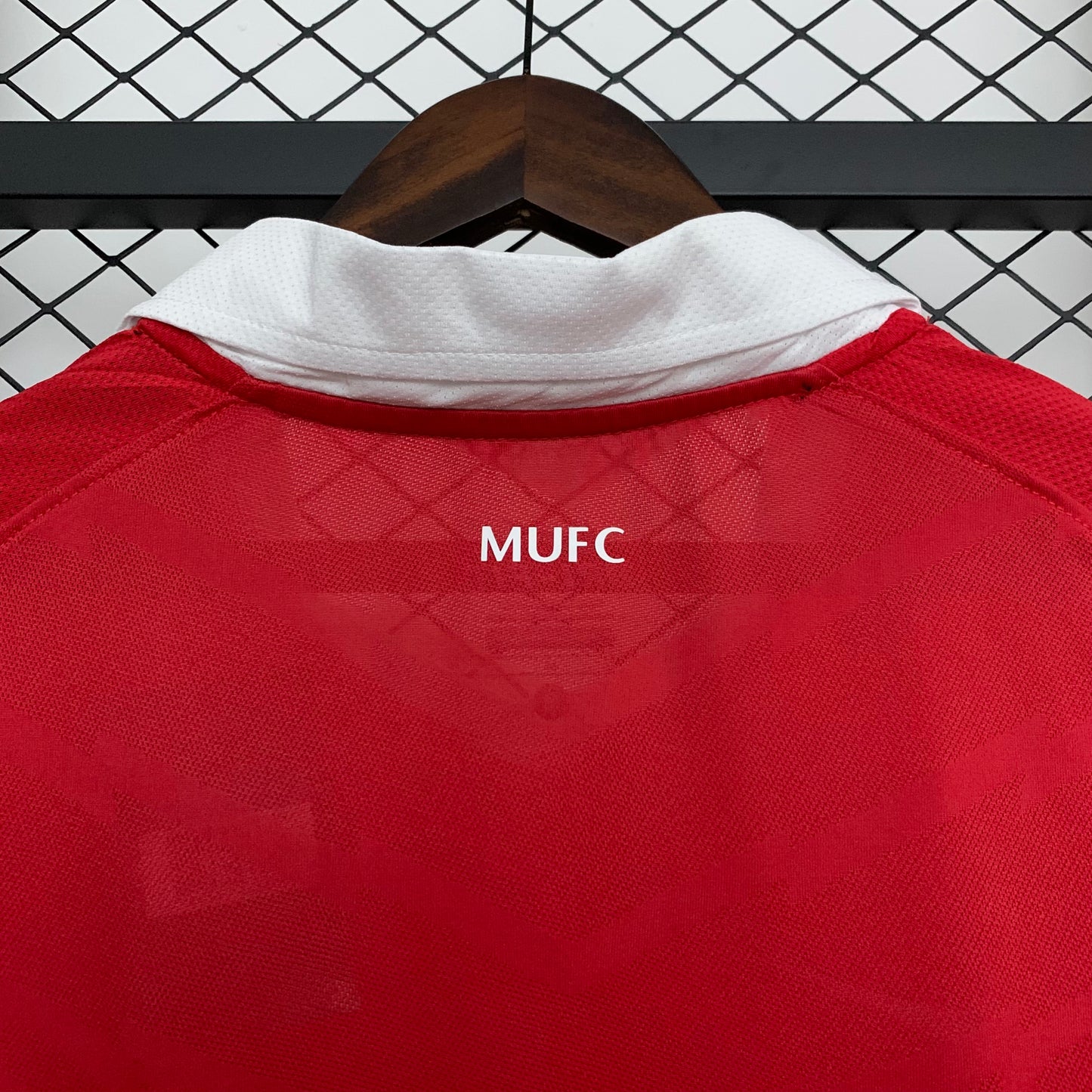 Retro Manchester United 10-11 Local