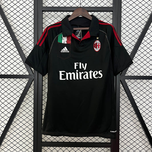 Retro Milan 13-14 Negra