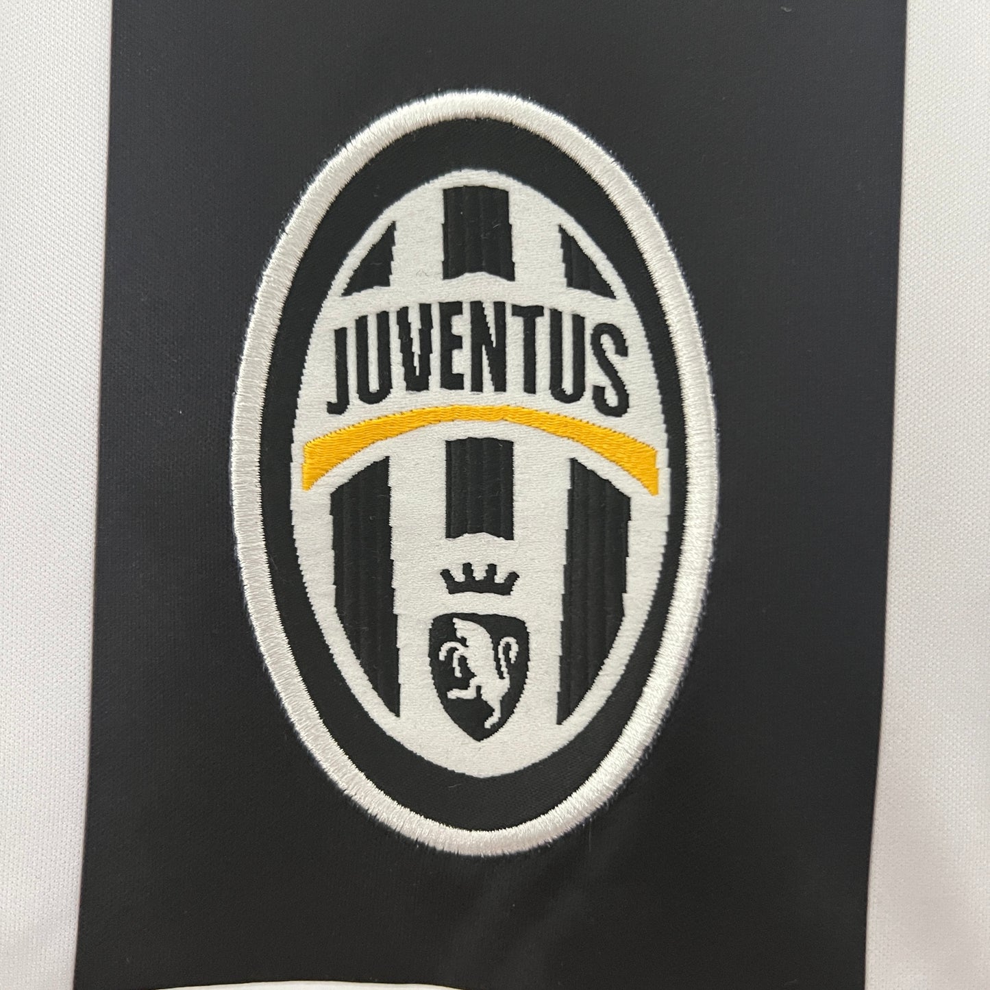 Retro Juventus 04-05 Local