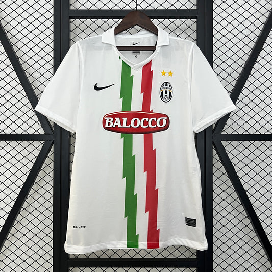 Retro Juventus 10-11 Visitante