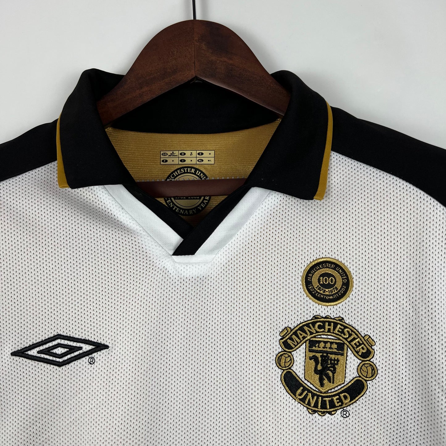 Retro Manchester United 01-02 100 aniversario Blanco