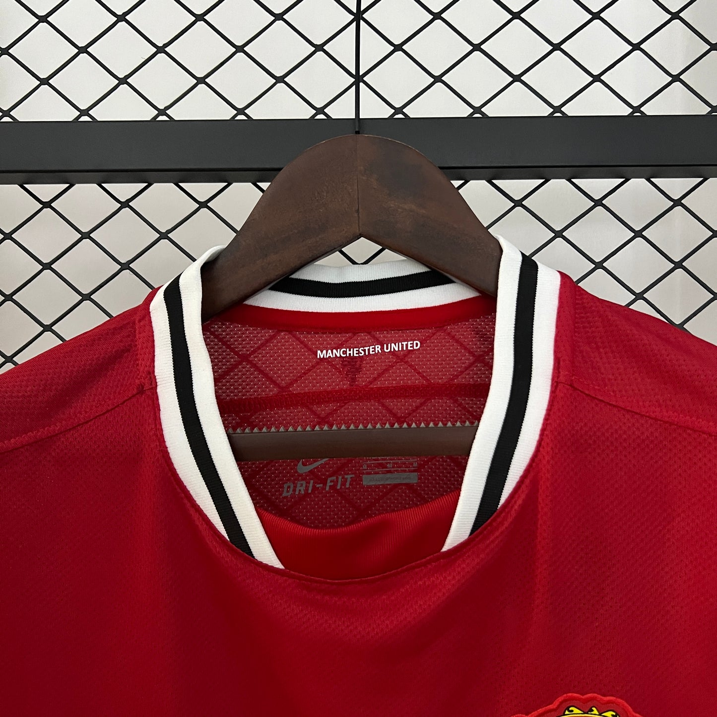 Retro Manchester United 11-12 Local