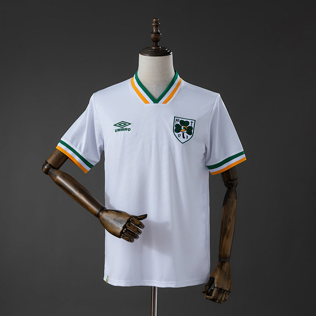 Irlanda 26-27 Conmemorativa Blanca (Fan Version)