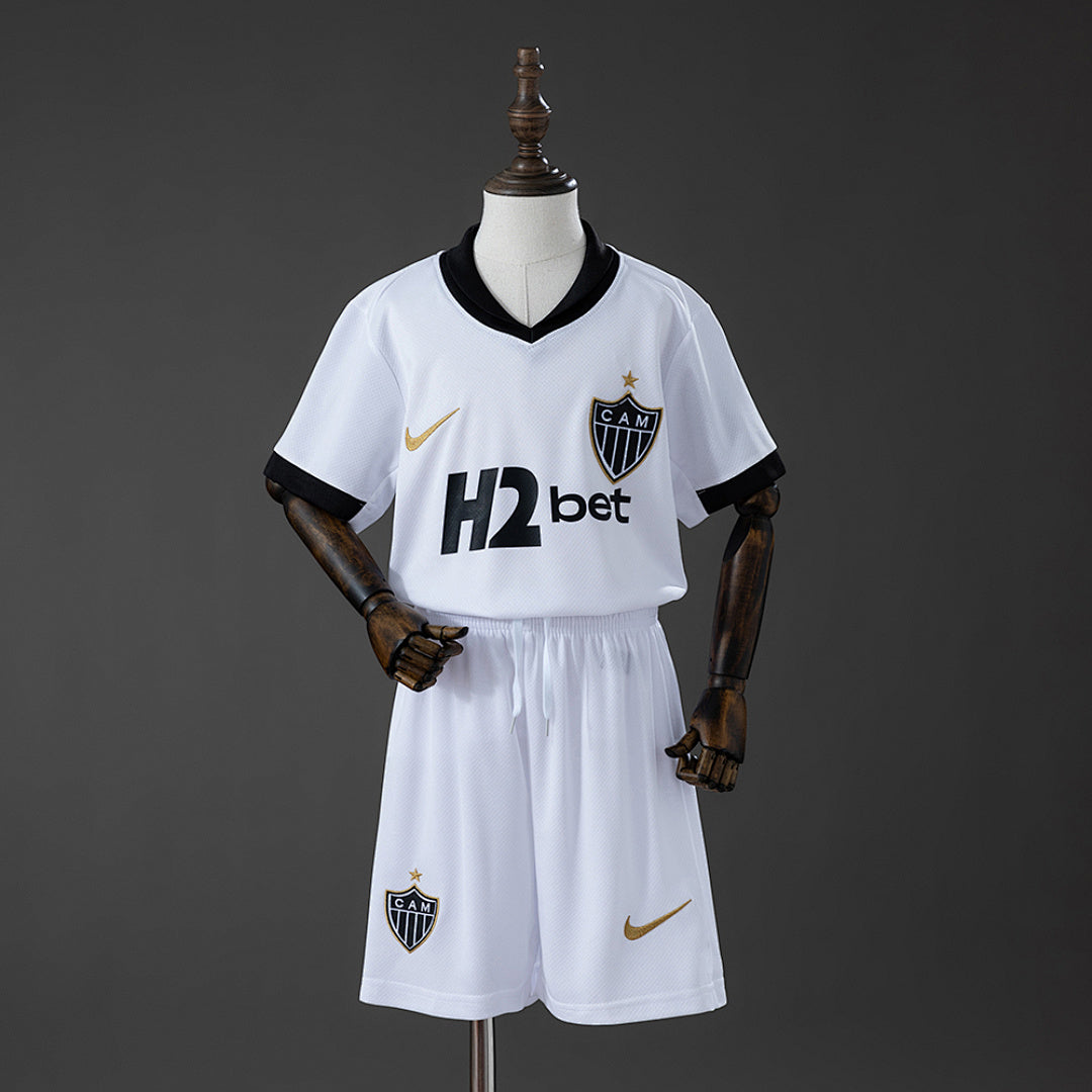Atlético Mineiro 26-27 Visitante (Niño)